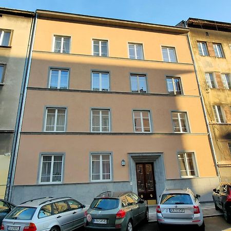 Akt Studio Apartment City Centre Krasków Eksteriør bilde