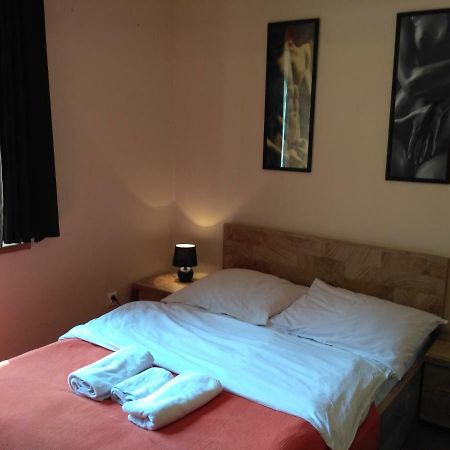 Akt Studio Apartment City Centre Krasków Eksteriør bilde